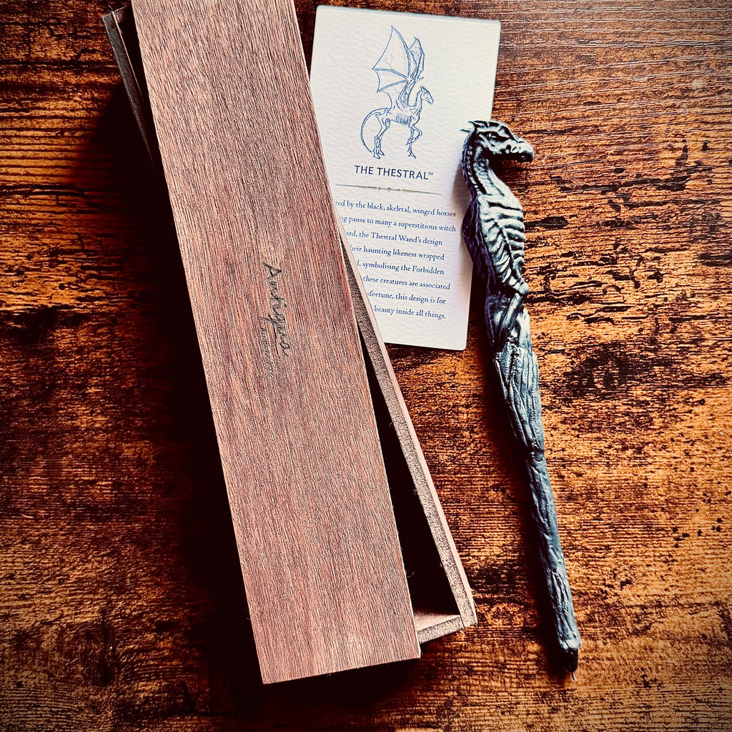 Bolígrafo varita Thestral