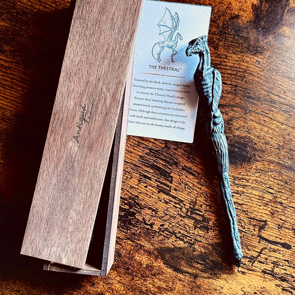 Bolígrafo varita Thestral