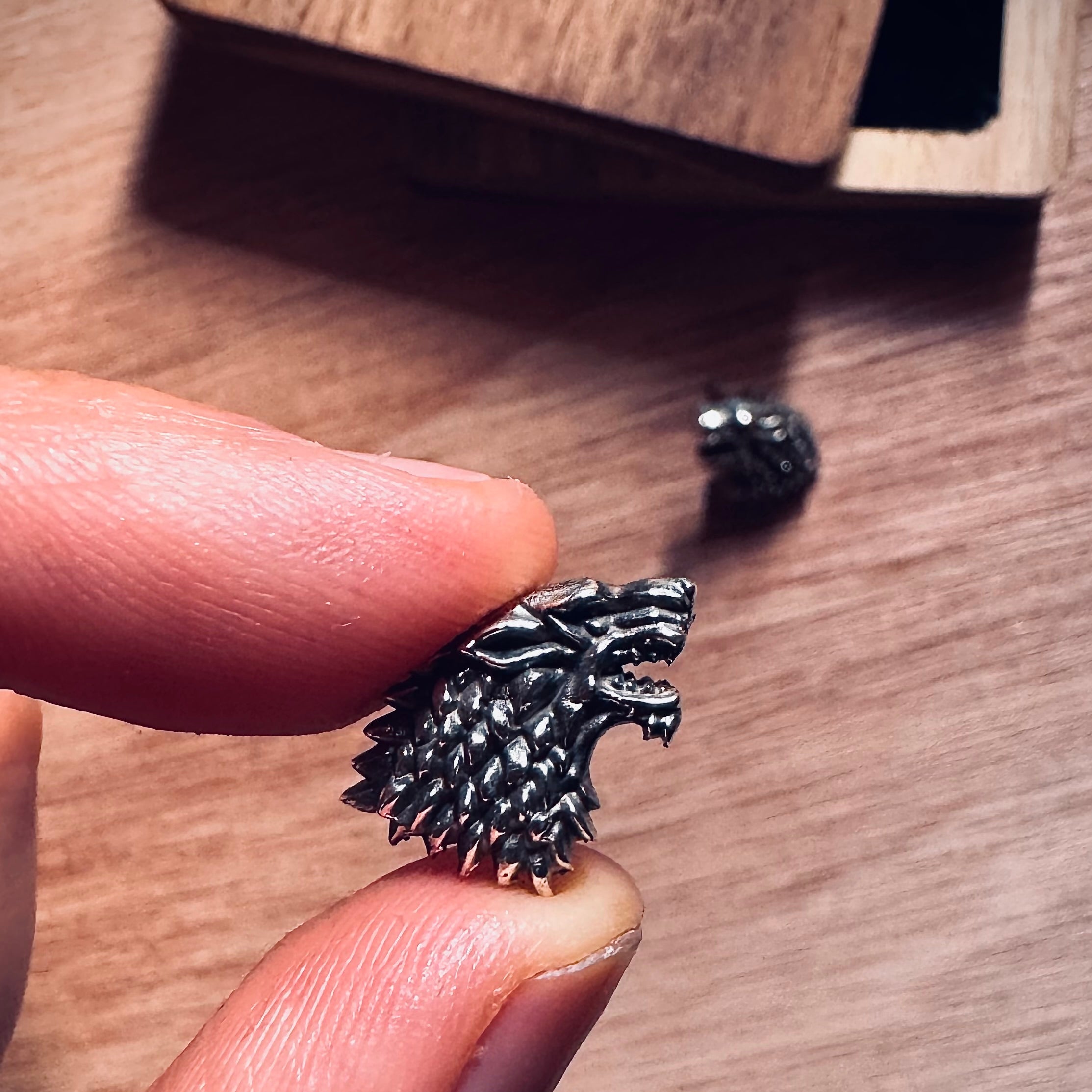 Aretes Casa Stark, Game of Thrones, plata