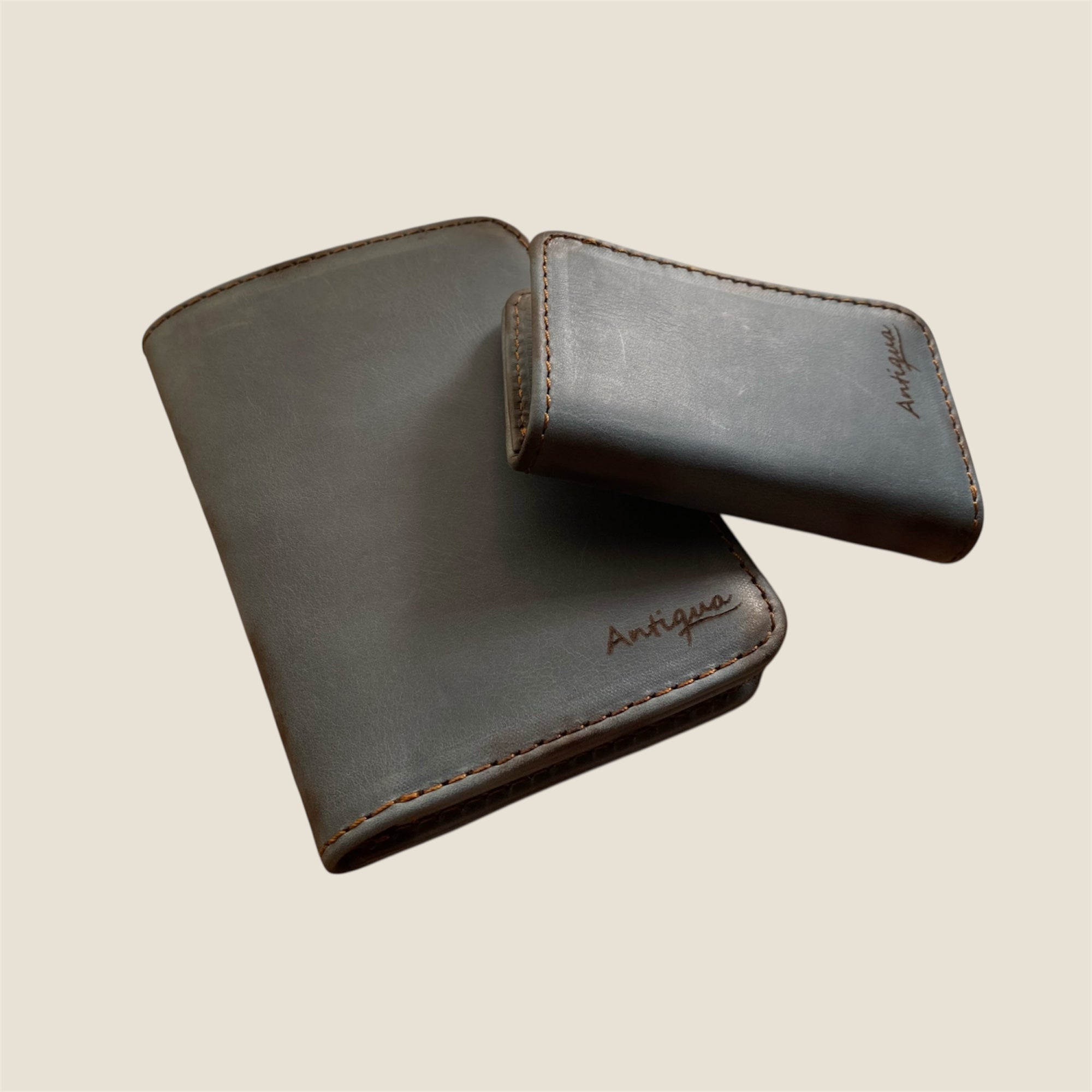 Kit Porta Pasaporte y Tarjetero