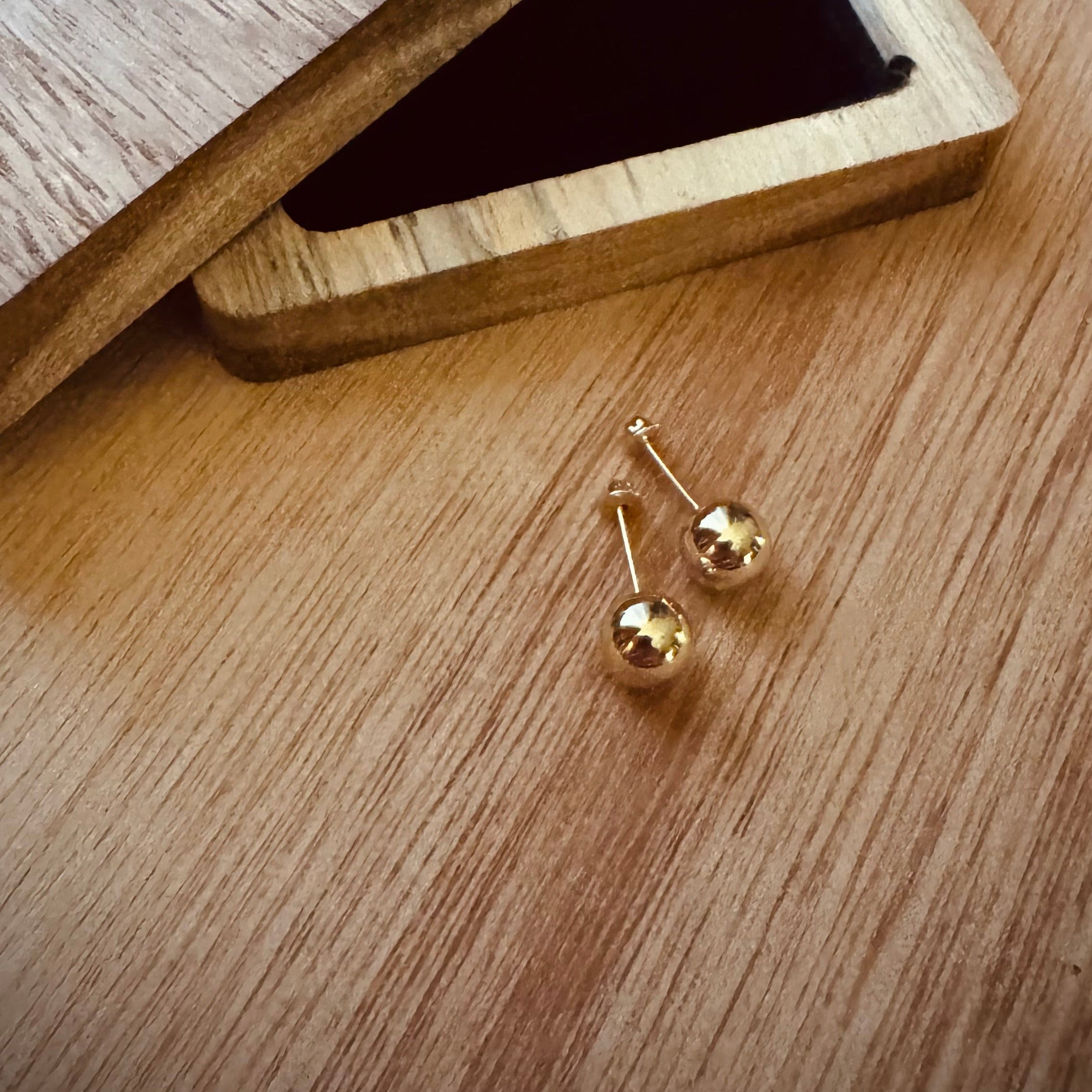 Esfera Oro 10k  6.3mm