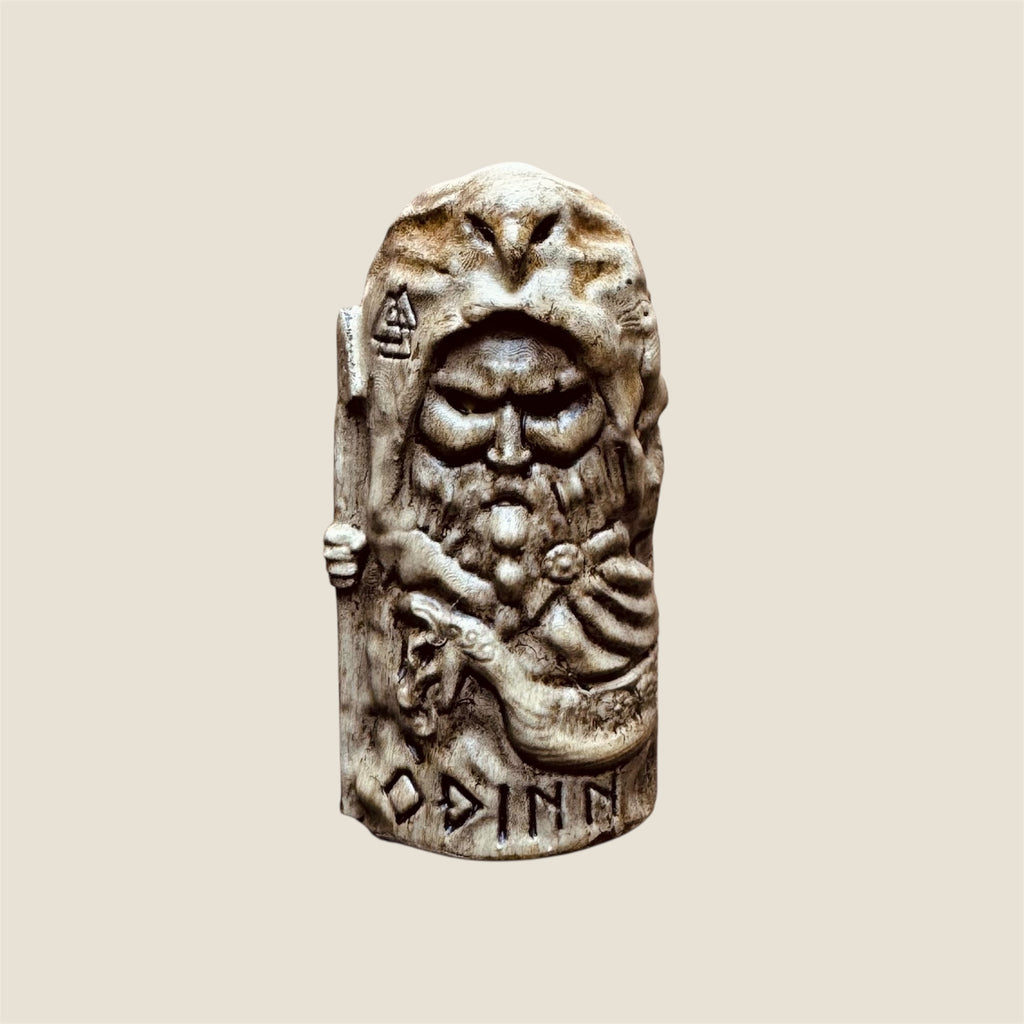 Estatuilla Odín