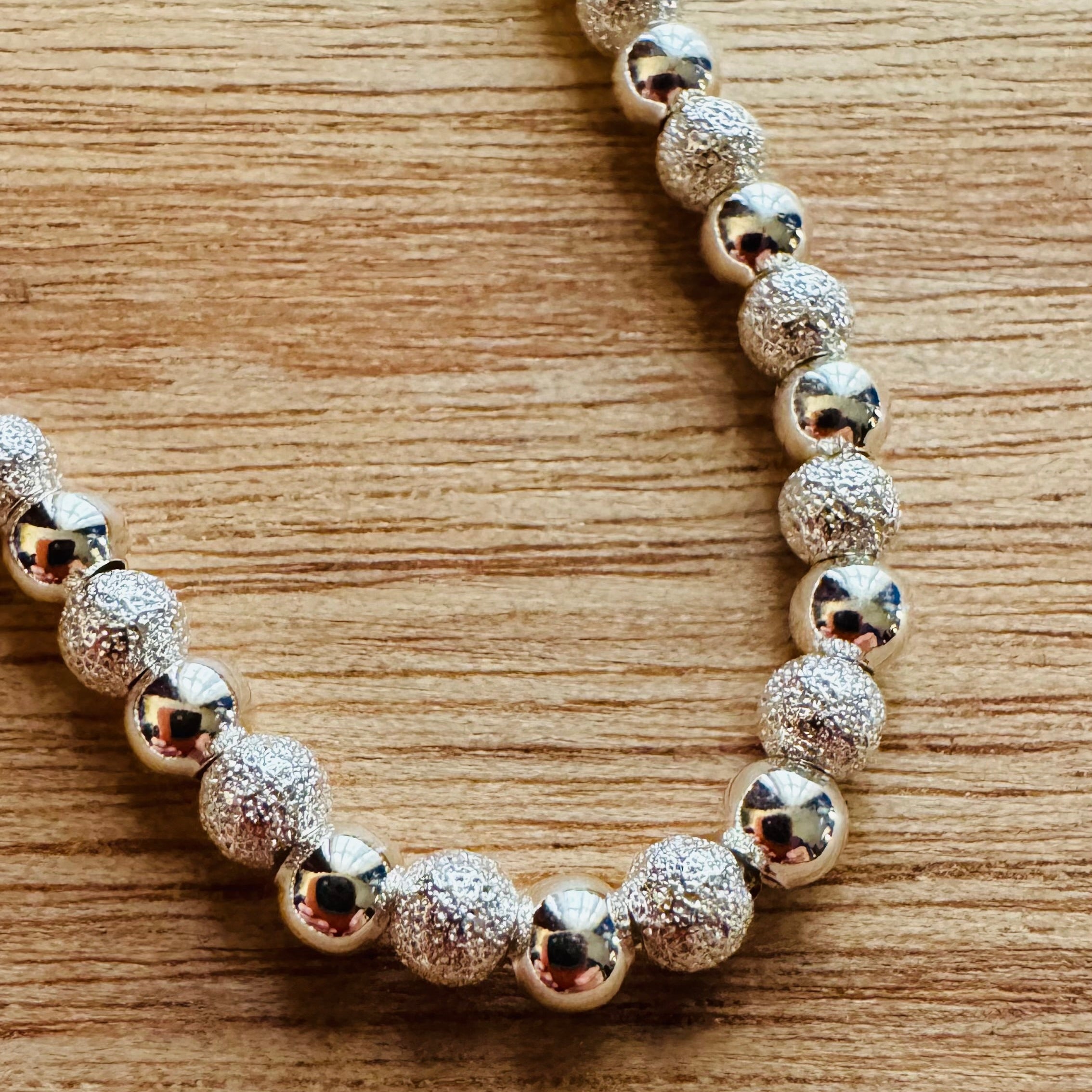 Pulsera de Bolitas 4mm con textura, 19cm plata 0.925