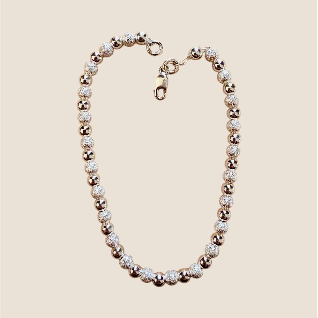 Pulsera de Bolitas 4mm con textura, 19cm plata 0.925