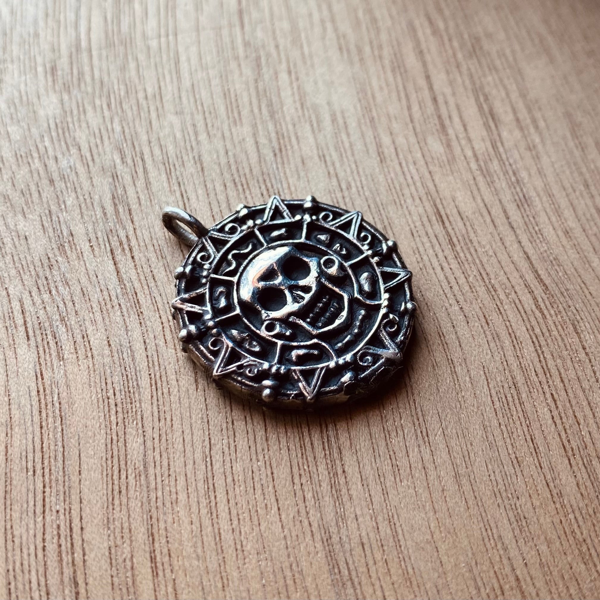 Medallón Piratas del Caribe