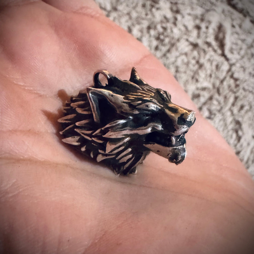 Dije Cabeza de Lobo, plata, 3.3 cm