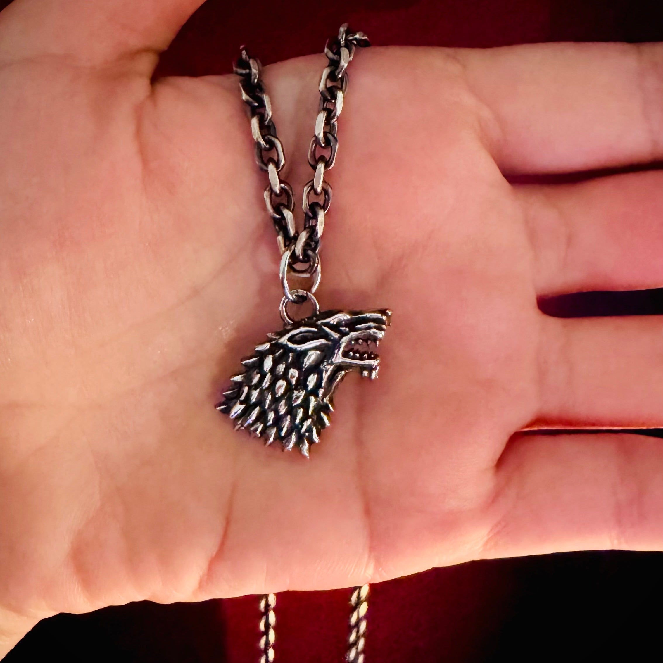 Dije Stark Game of Thrones 25mm plata