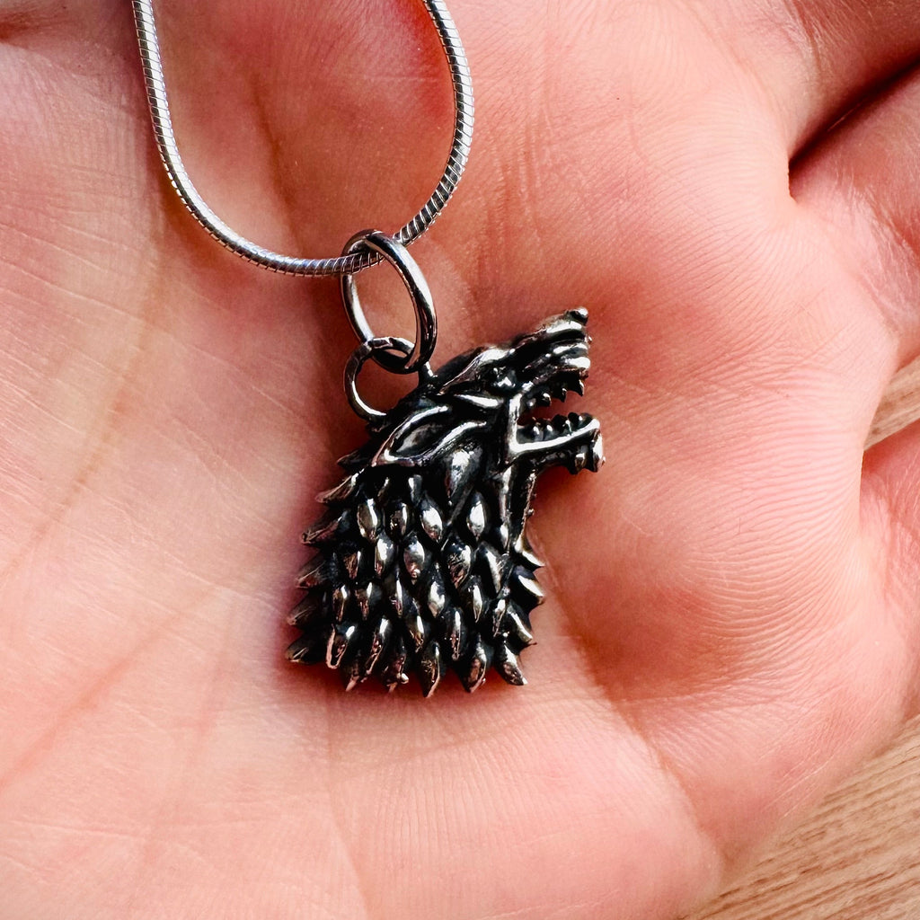 Dije Stark Game of Thrones 25mm plata