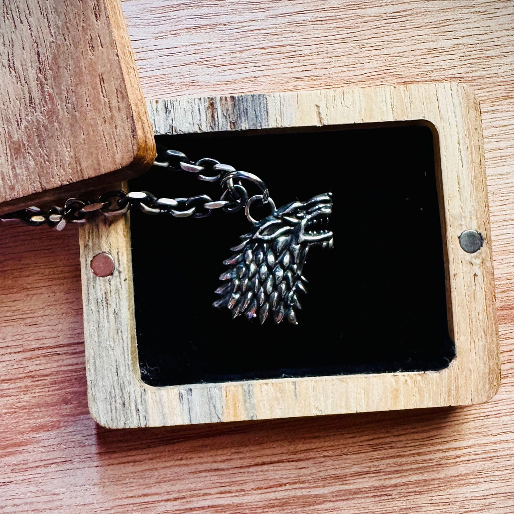 Dije Stark Game of Thrones 25mm plata